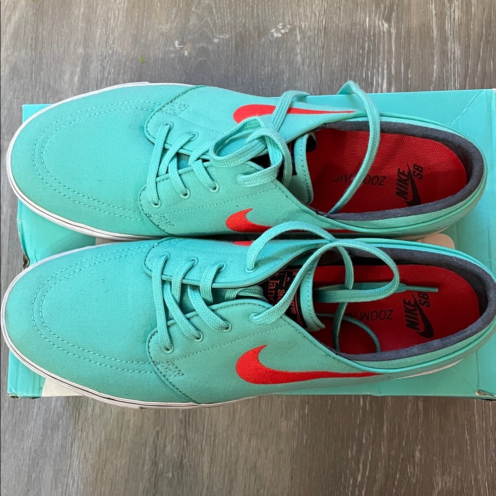 Nike Zoom Stefan Janoski Cnvs Worn View 5